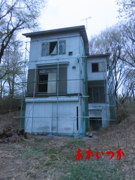 白い家 白い家